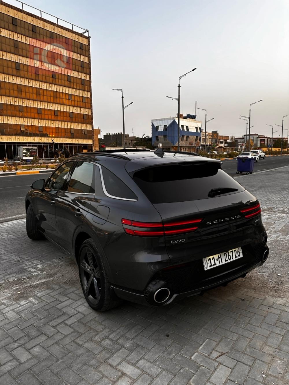 جنسس GV70